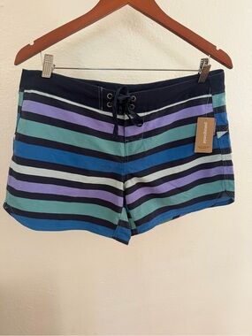 Patagonia Wavefarer 5” Boardshorts NWT Size 10.